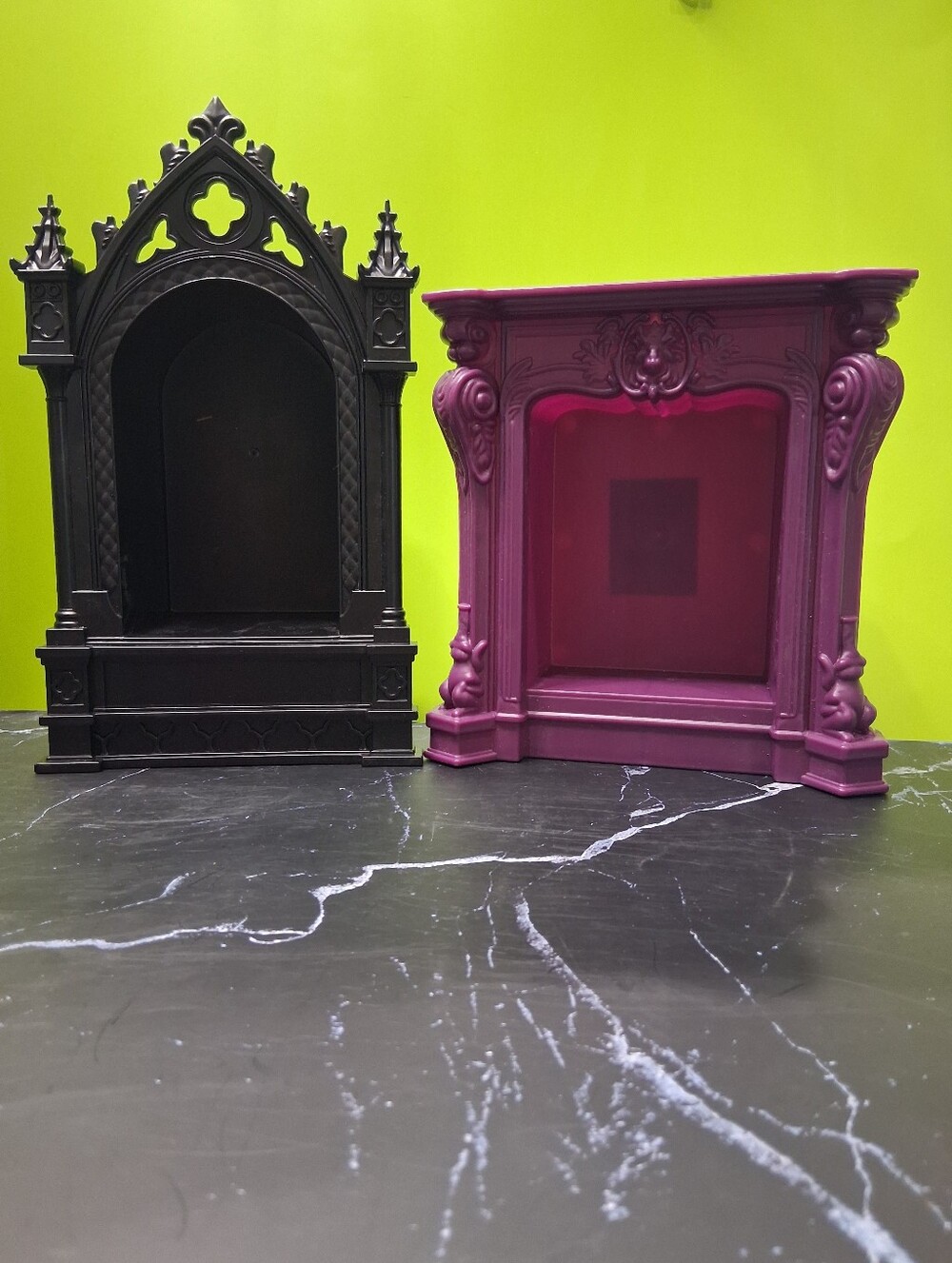 Target Bullseye 2026 Halloween Gothic Fireplace & Cathedral Display Set of 2 NWT